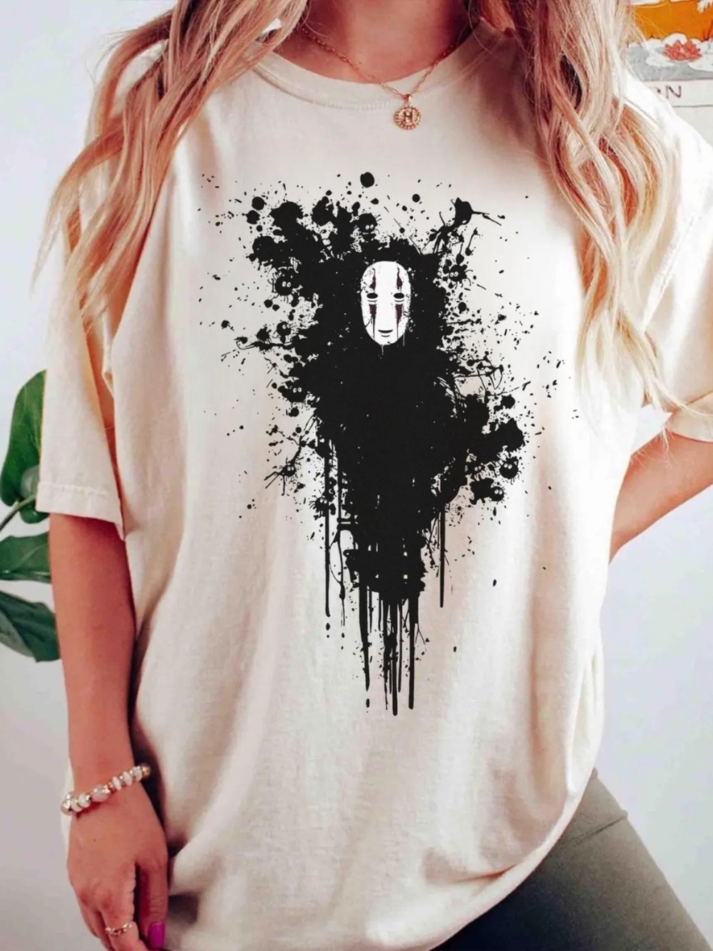 Comfort Colors Ivory Tee with Black No-Face Splash Graphic